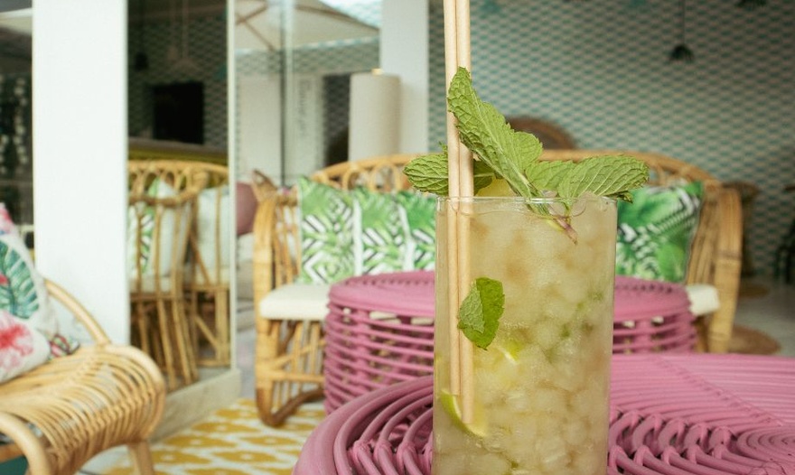 Sobremesathe lobby cocktail lounge Hotel Gold By Marina Playa del Inglés Sobremesathe lobby cocktail lounge Hotel Gold By Marina Playa del Inglés