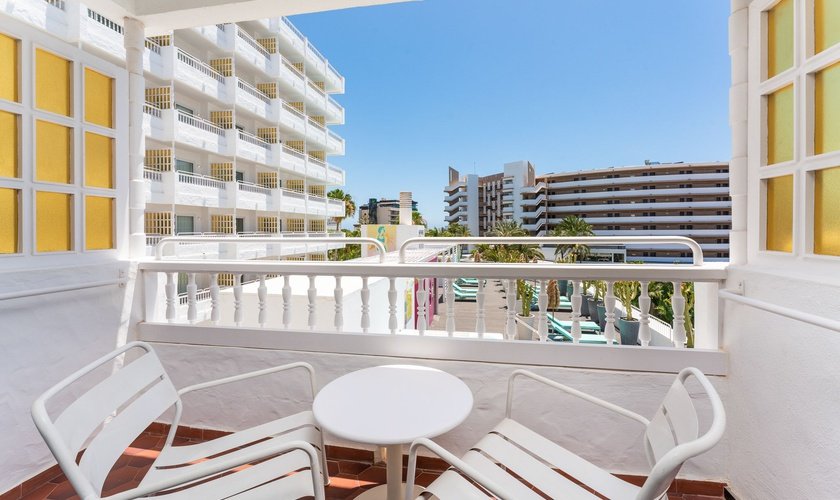 Con balcón sur Hotel Gold By Marina Playa del Inglés Con balcón sur Hotel Gold By Marina Playa del Inglés